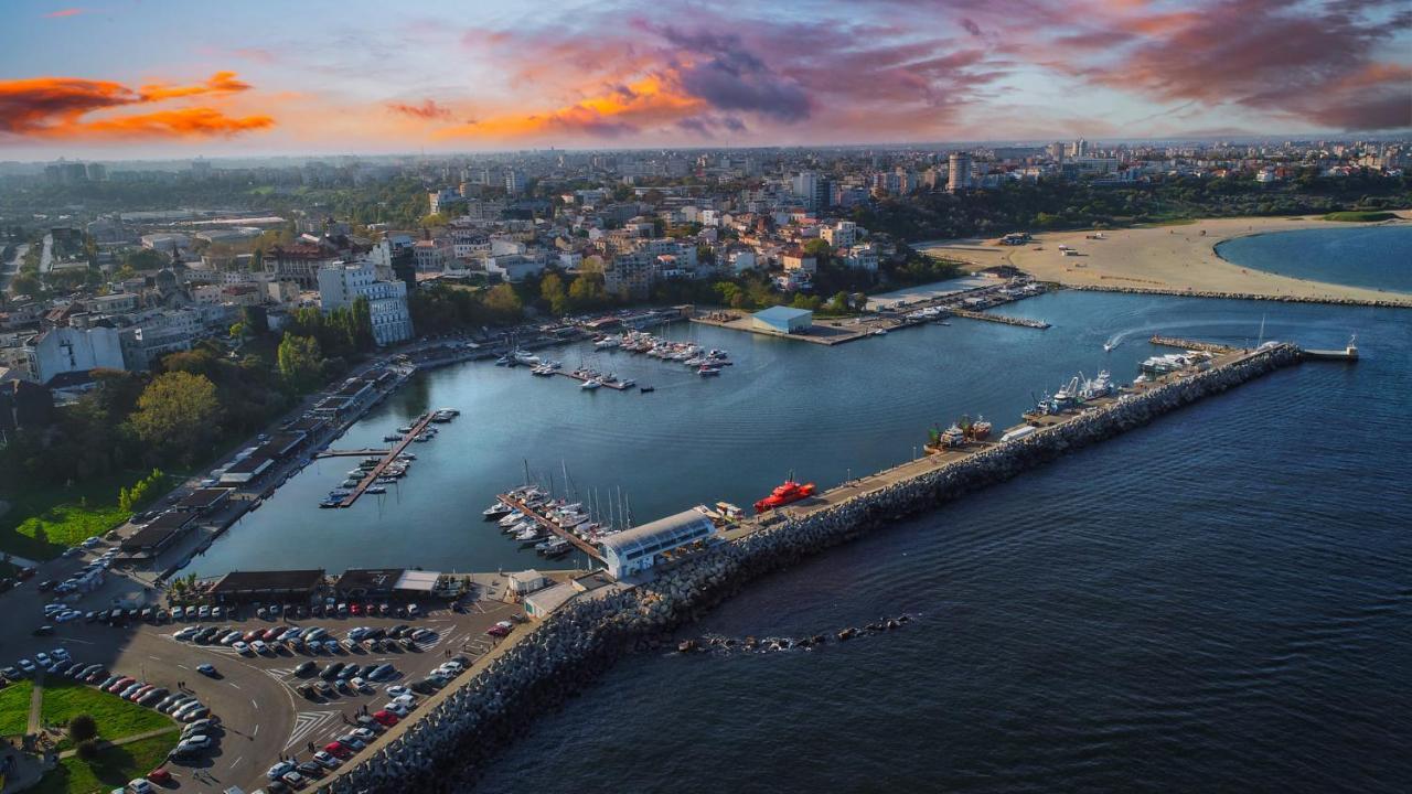 Thomas Luxury Apartment Неводарі Екстер'єр фото