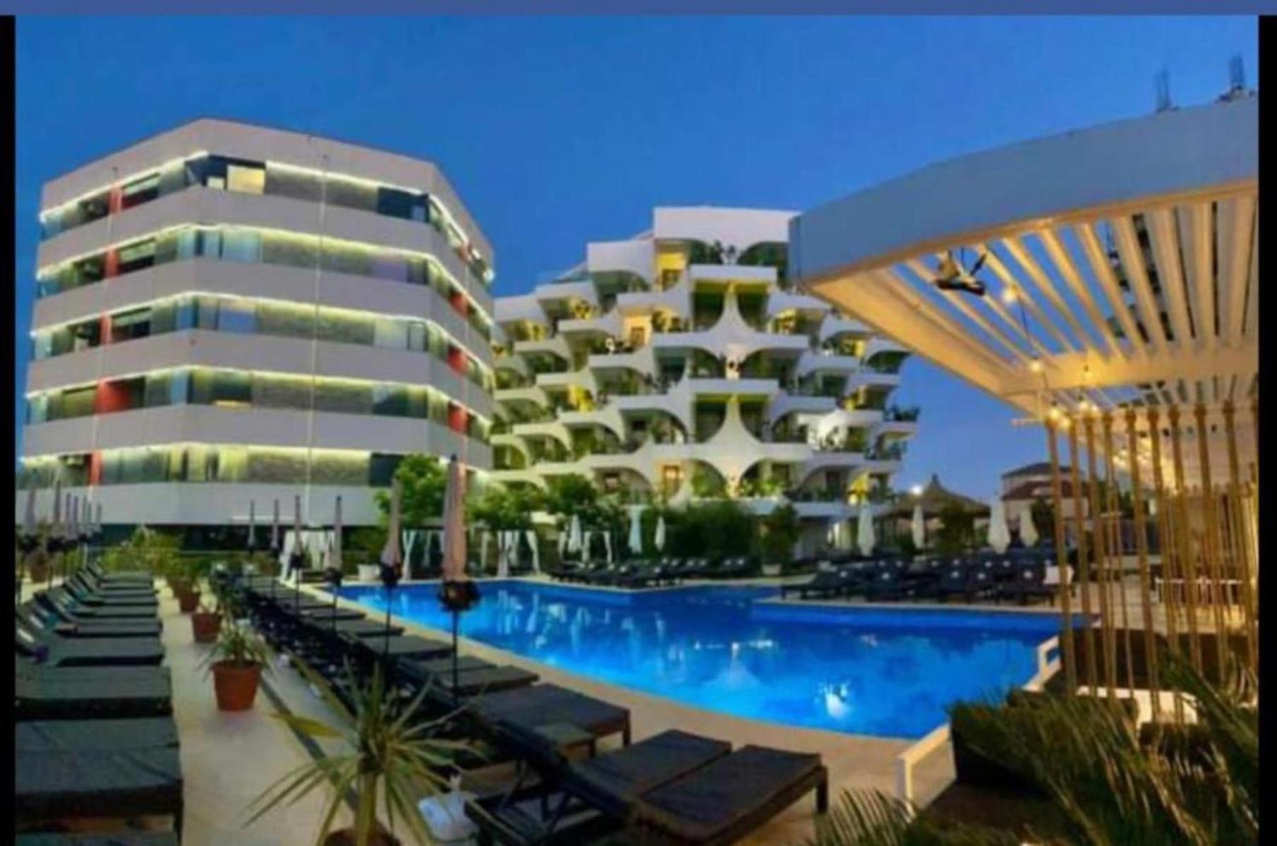 Thomas Luxury Apartment Неводарі Екстер'єр фото
